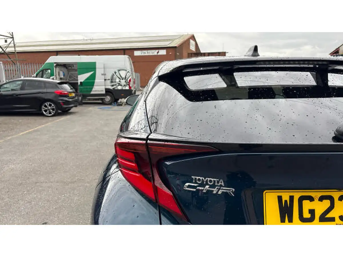 2023-toyota-c-hr-20-vvt-i-gr-sport-181bhp-big-37