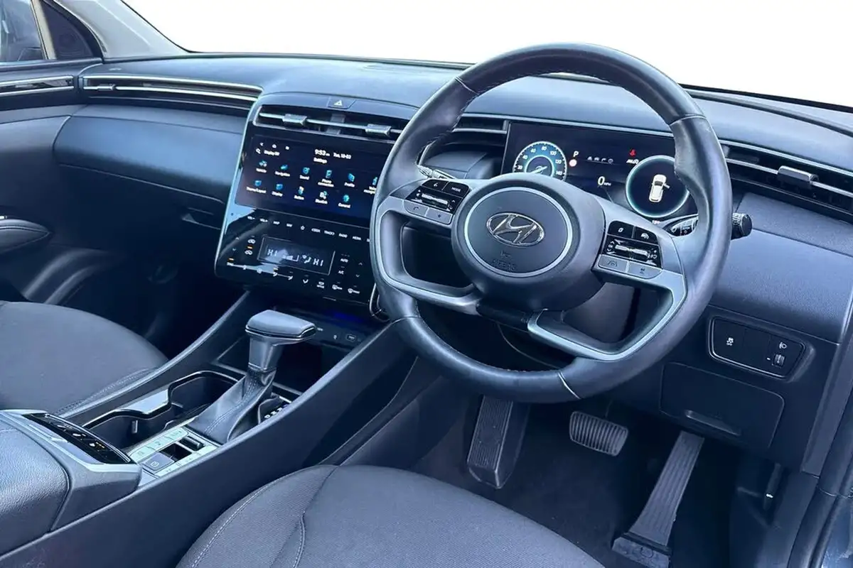 2023-hyundai-tucson-16-t-gdi-premium-150ps-48-volt-mhev-dct-big-7