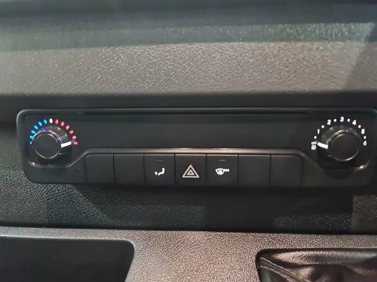 2019-mercedes-benz-sprinter-21cdi-314-l3h1-143pseu6b-box-rwd-eco-gear-360-big-7
