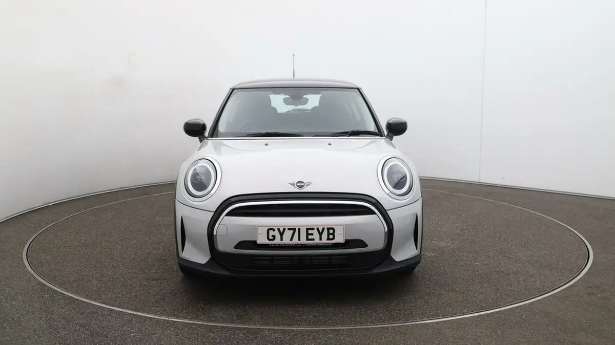 2021-mini-cooper-15-cooper-classic-hatchback-3d-big-34