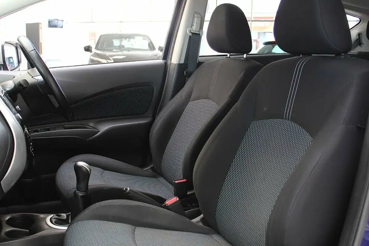 2015-nissan-note-12-n-tec-big-19