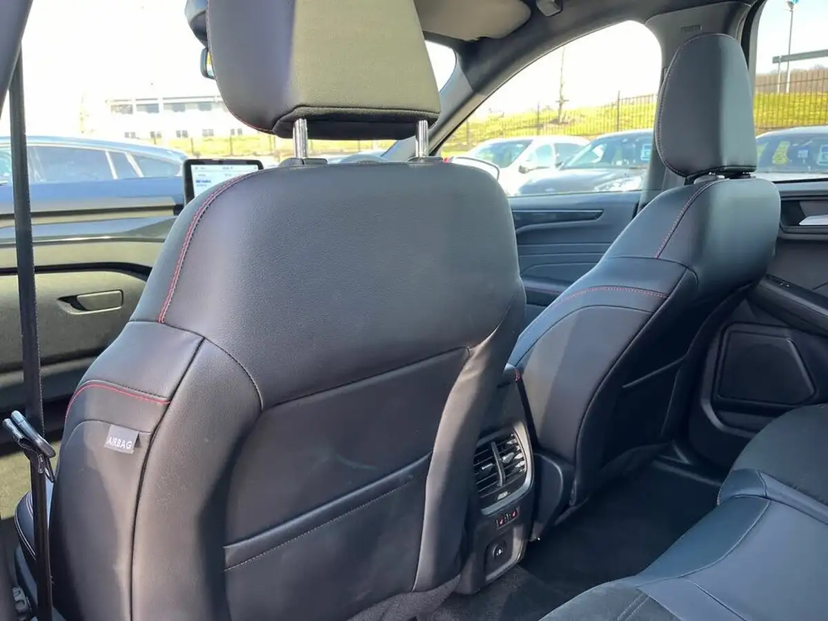 2023-ford-kuga-25t-st-line-x-edition-225ps-phev-big-38