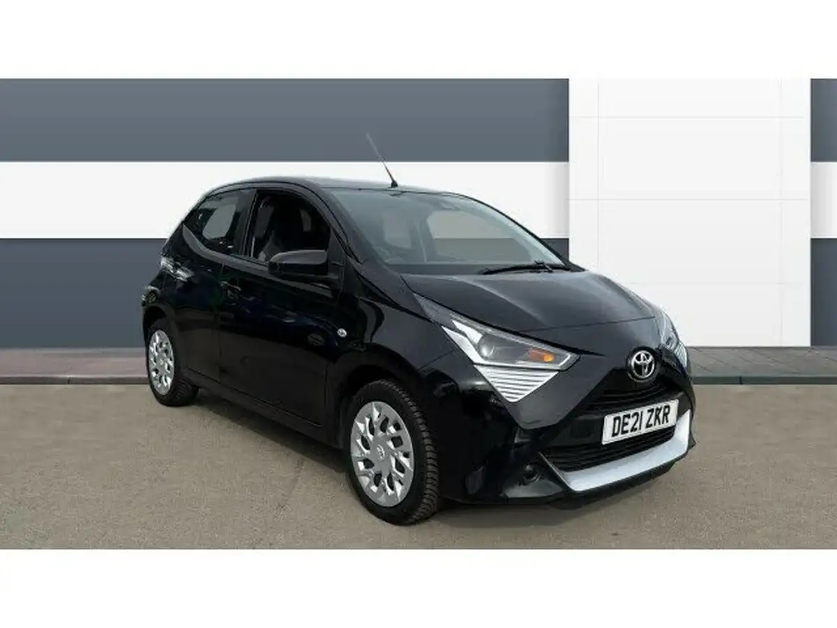 2021-toyota-aygo-10-vvt-i-x-play-tss-big-0
