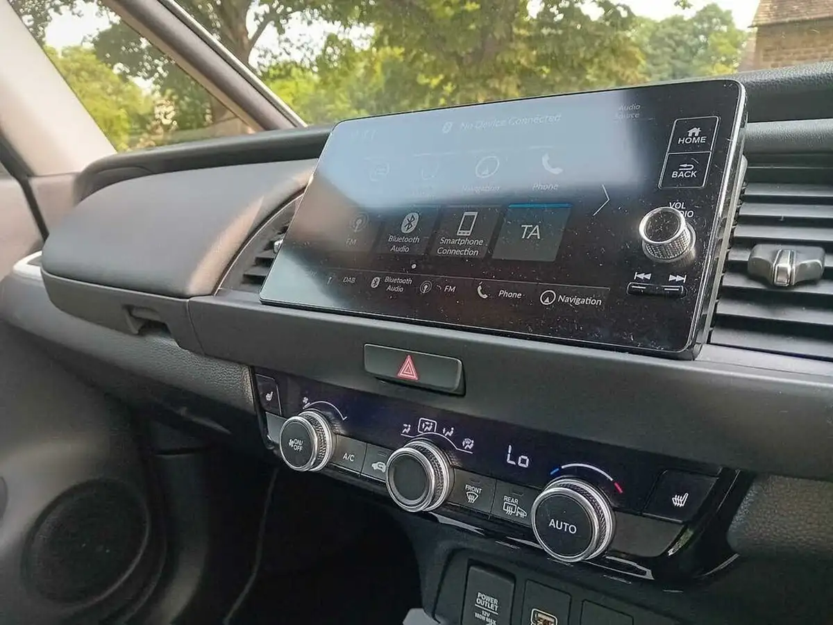 2020-honda-jazz-15-i-mmd-ex-big-23