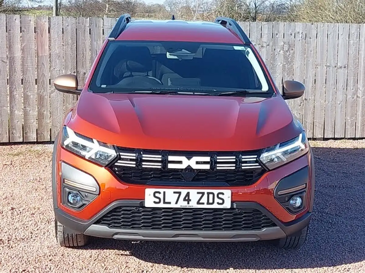 2024-dacia-jogger-16-tce-extreme-big-17