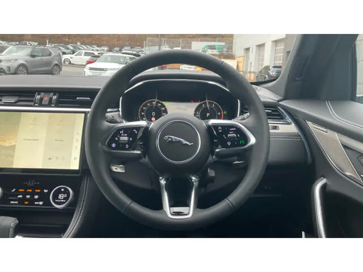 2024-jaguar-f-pace-20-d200-r-dynamic-s-big-14