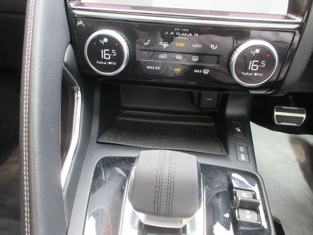 2021-jaguar-e-pace-20-d165-r-dynamic-s-awd-mhev-auto-big-7
