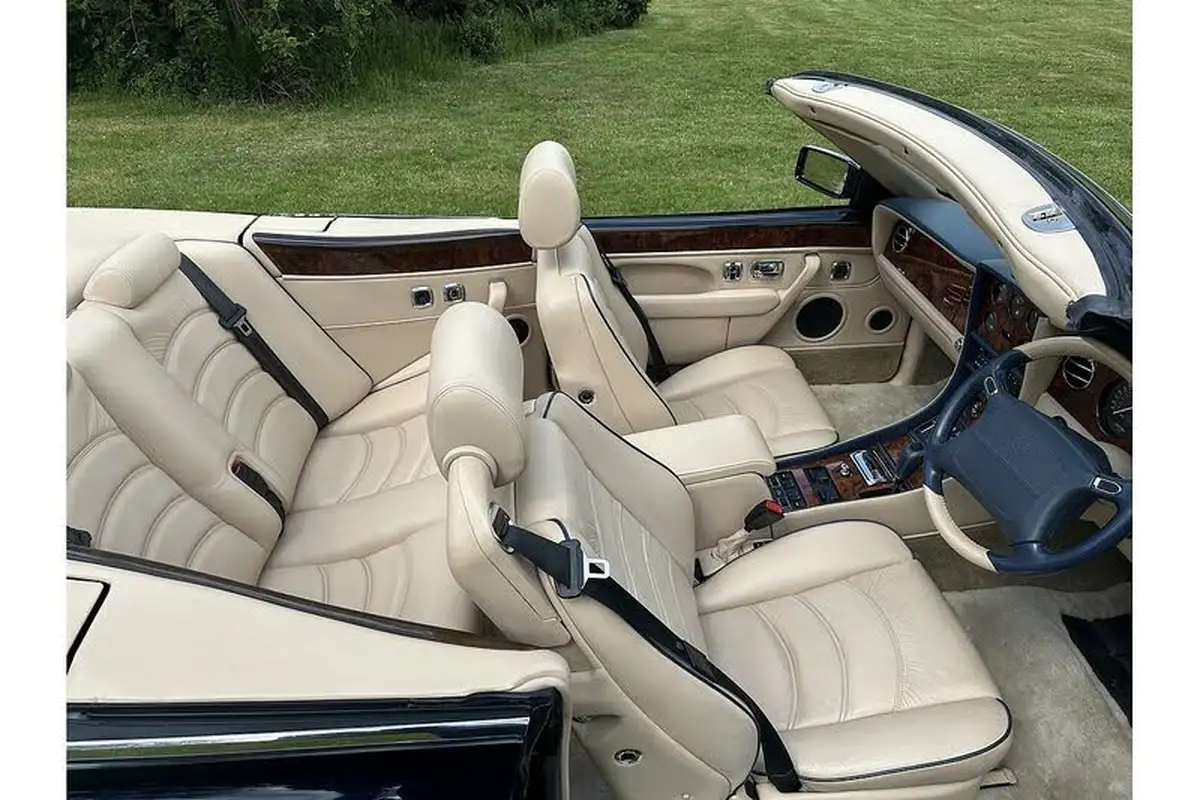 1997-bentley-azure-68-big-4