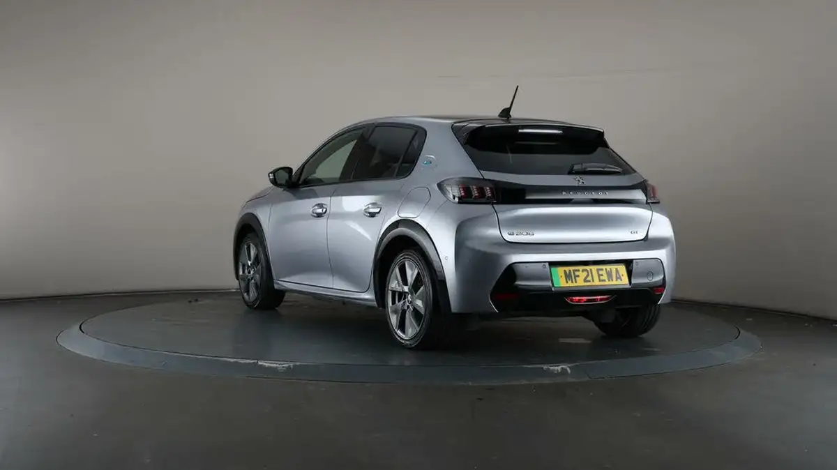 2021-peugeot-208-e-gt-50kwh-big-68