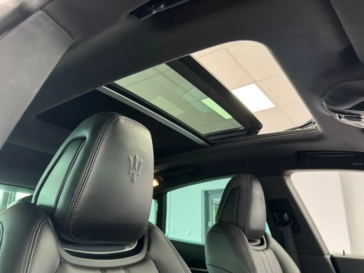 2018-maserati-levante-30-s-gransport-nerissimo-pack-ss-big-10