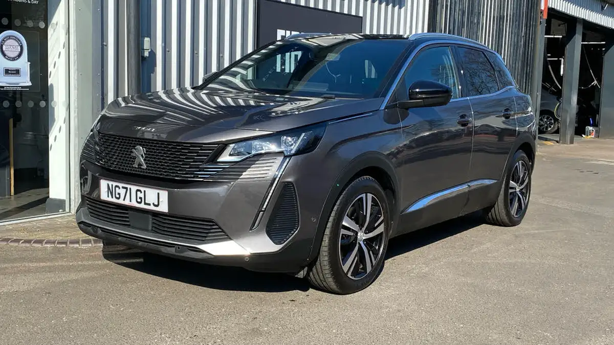 2022-peugeot-3008-suv-16-puretech-gt-premium-300bhp-4wd-hybrid4-e-eat8-big-6