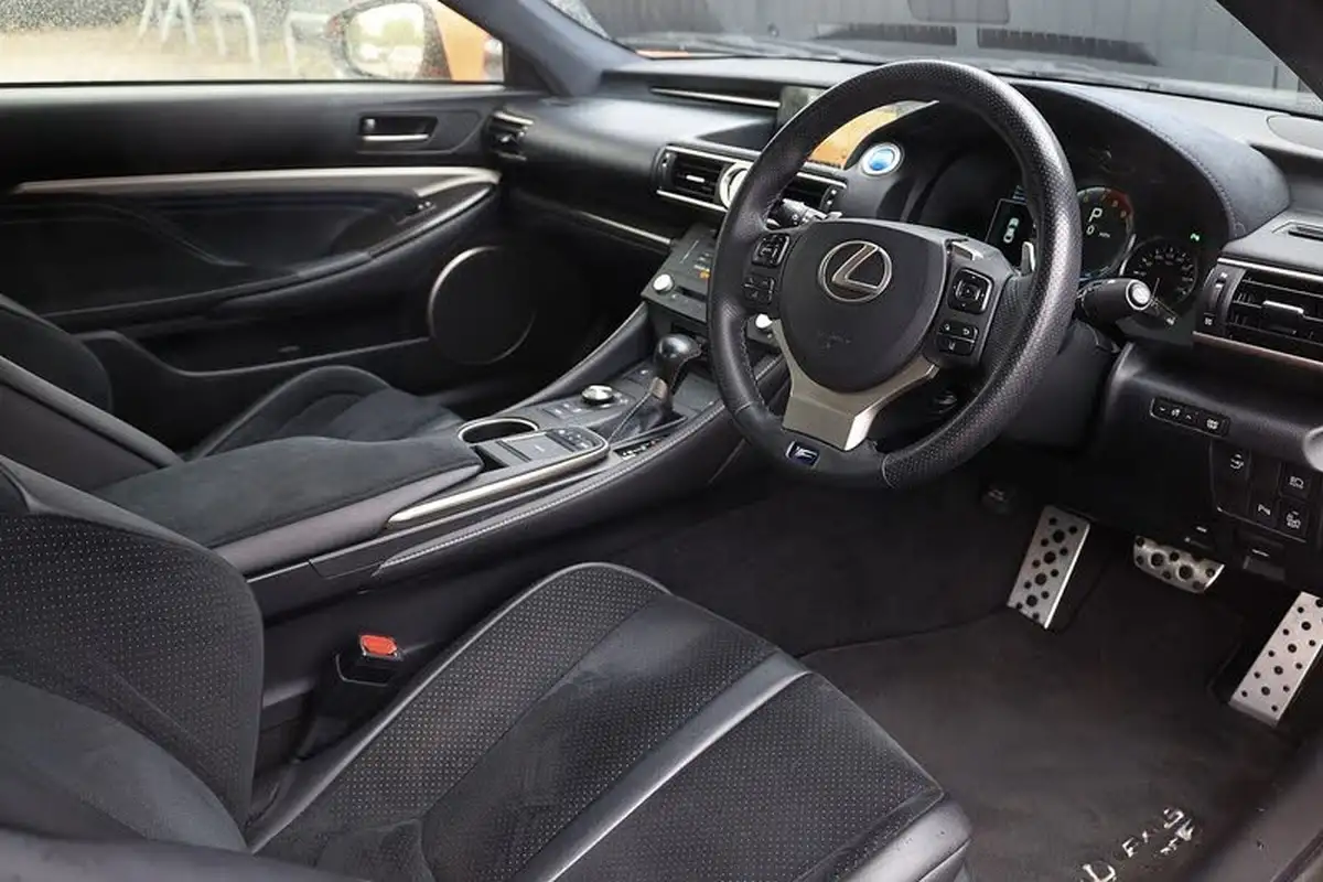 2015-lexus-rc-f-50-f-carbon-big-12