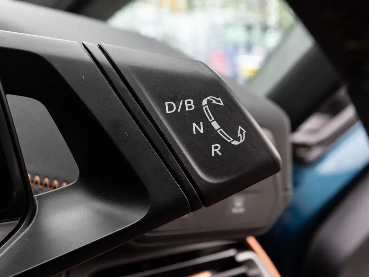 2022-cupra-born-e-v3-204ps-58kwh-big-36