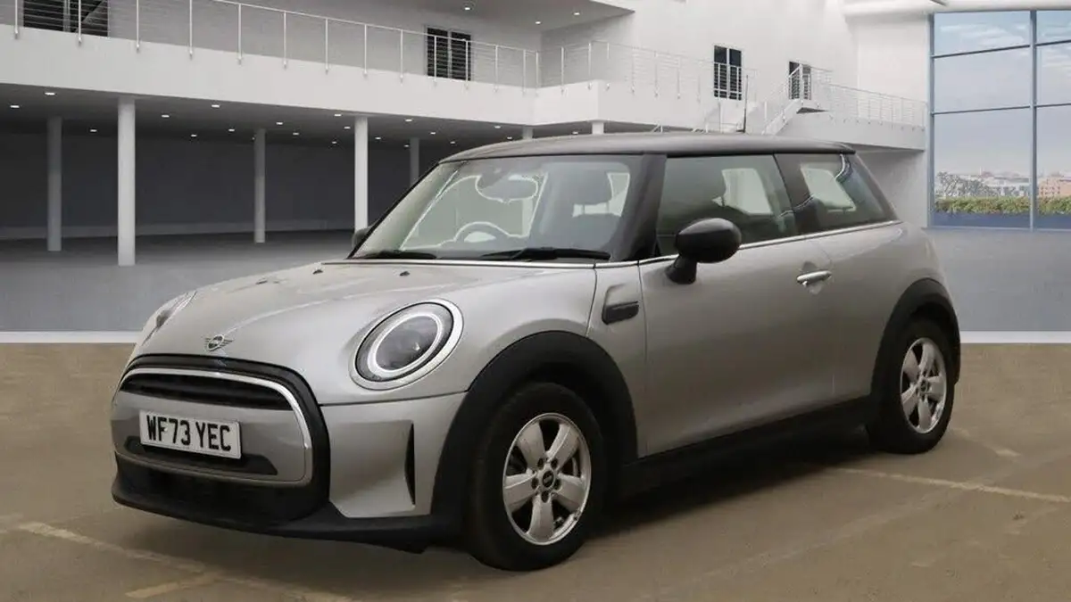 2023-mini-cooper-15-cooper-classic-premium-manual-hatchback-3d-big-4