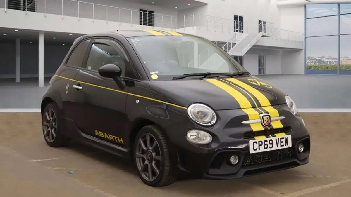 2019-abarth-595-14-tjet-big-0