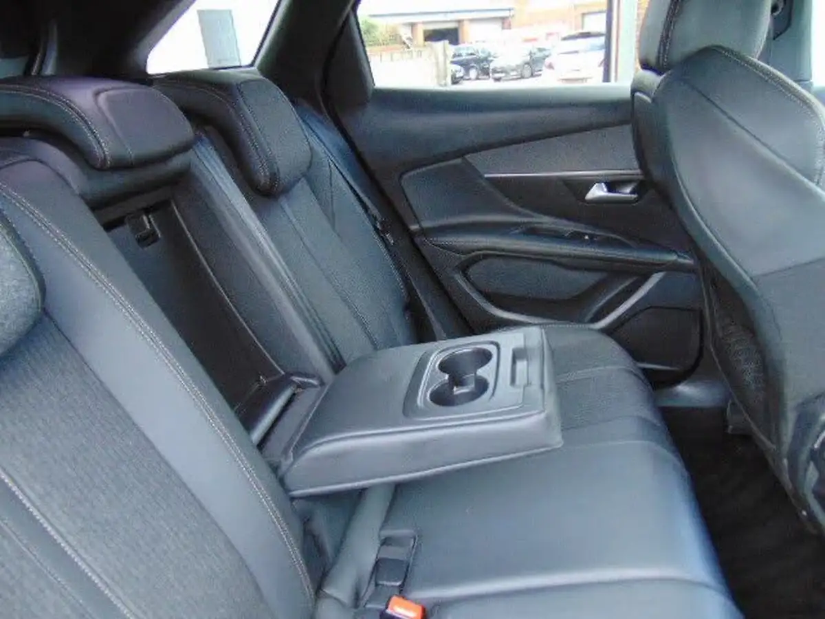2020-peugeot-3008-suv-12-puretech-gt-line-premium-big-6