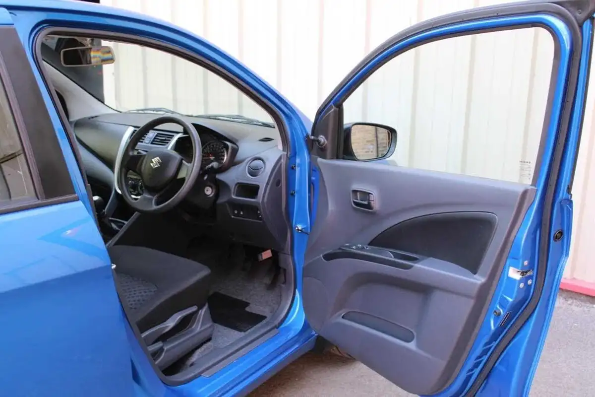 2019-suzuki-celerio-10-sz3-dualjet-big-11