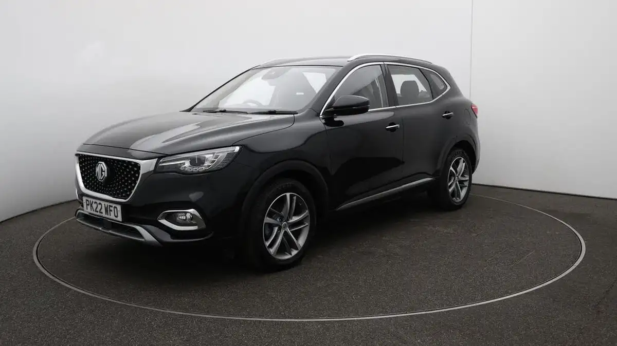 2022-mg-hs-15t-gdi-exclusive-162ps-big-70