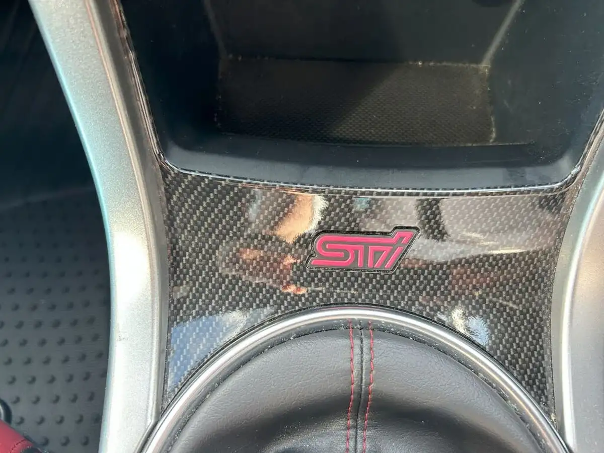 2017-subaru-wrx-25-sti-type-uk-big-30