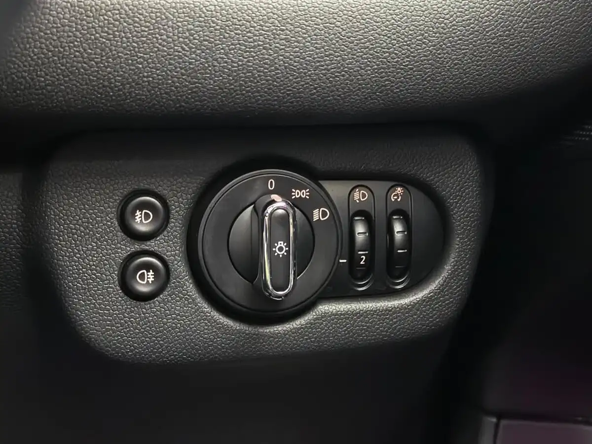 2018-mini-clubman-20td-cooper-d-ss-auto-big-19