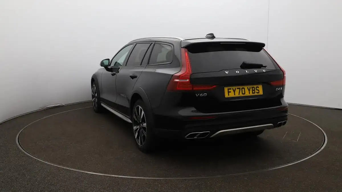 2020-volvo-v60-20td-d4-cross-country-plus-big-52