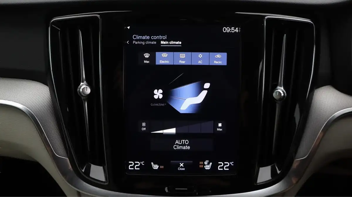 2020-volvo-v60-20td-d4-cross-country-plus-big-12