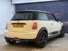 2009-mini-cooper-14-first-75bhp-small-23