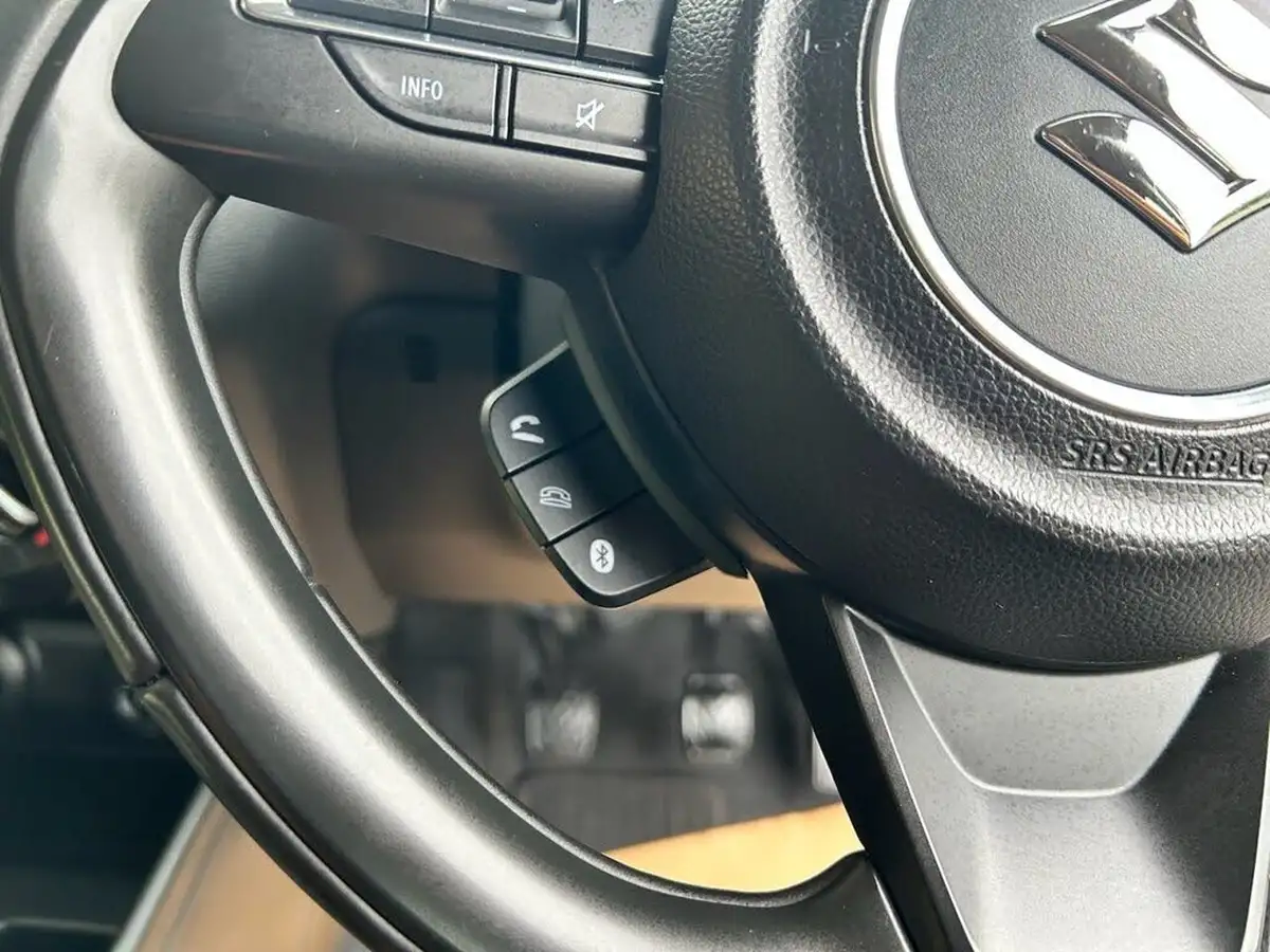 2022-suzuki-swift-12-dualjet-sz-l-big-22