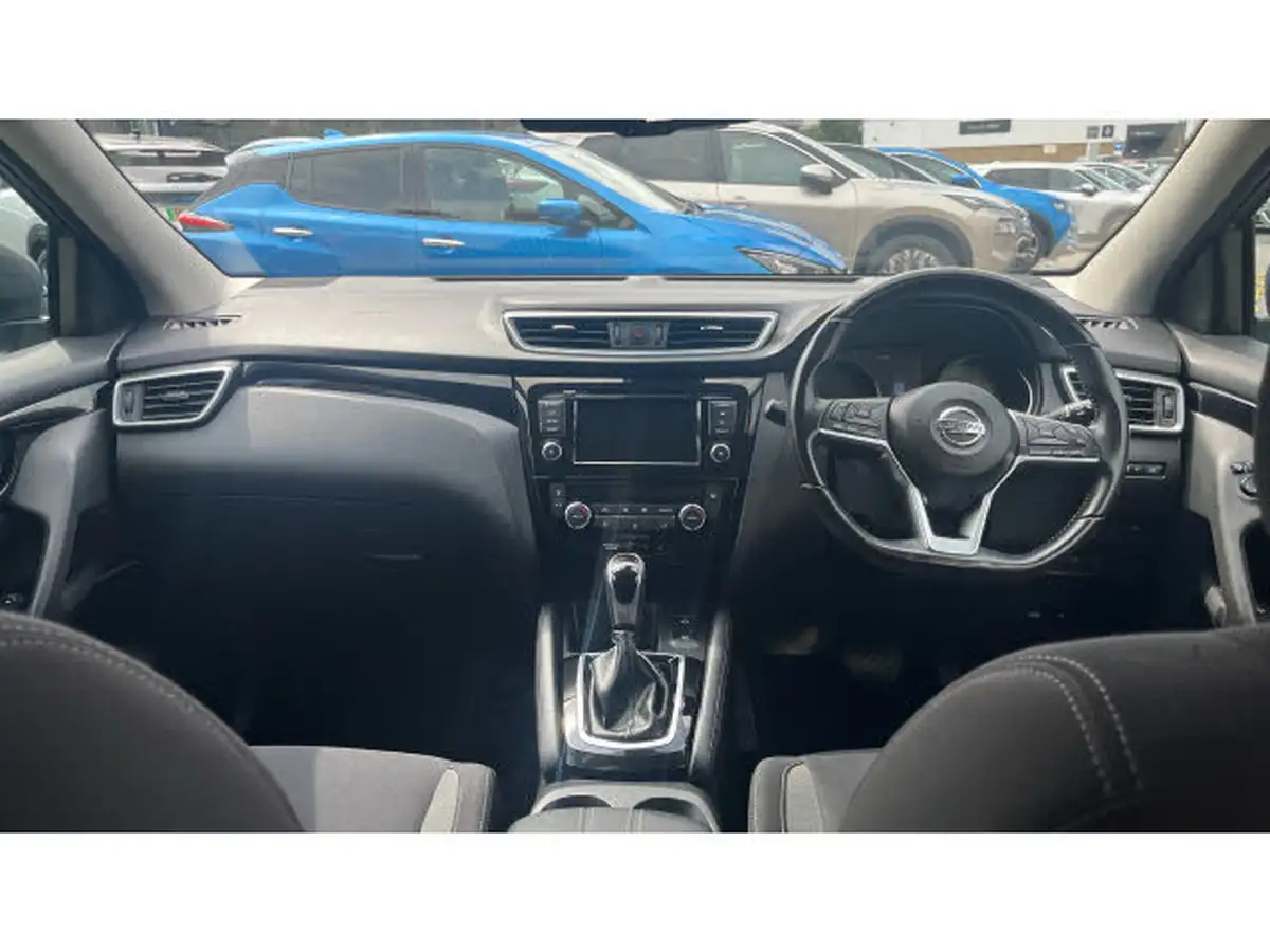 2019-nissan-qashqai-13-dig-t-acenta-premium-160ps-dct-big-9