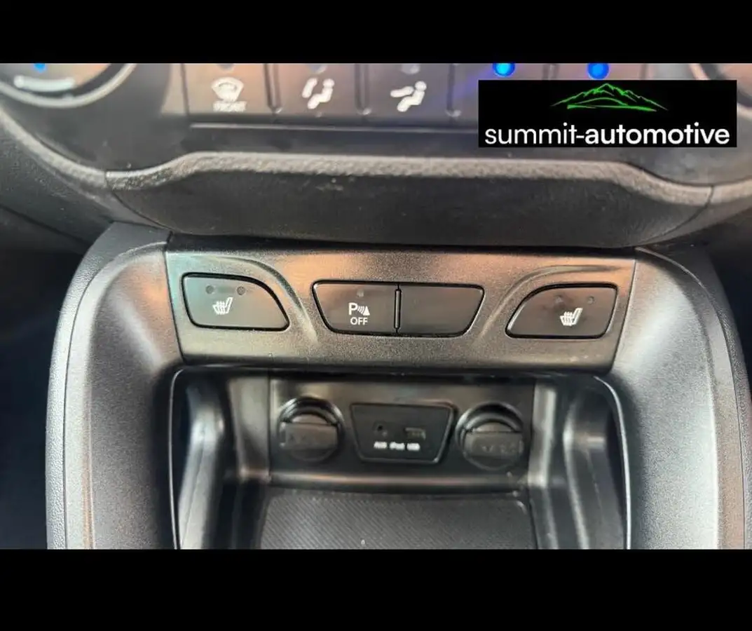2013-hyundai-ix35-17td-premium-115ps-big-12