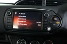 2016-toyota-yaris-133-design-small-39