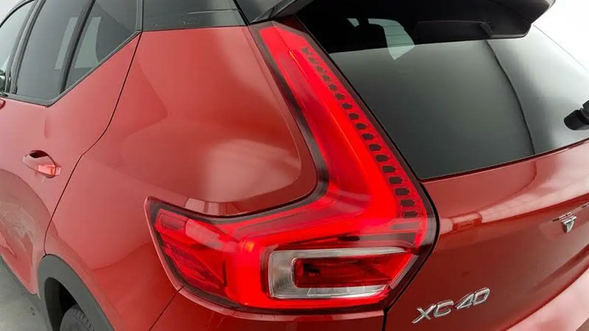 2022-volvo-xc40-15-t5-r-design-pro-big-30