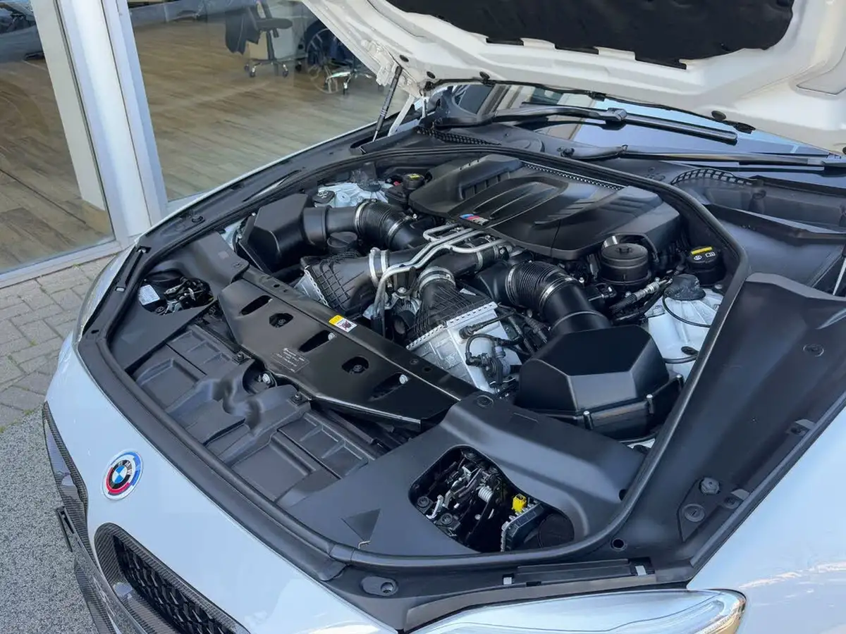 2018-bmw-6-series-44-m6-gran-coupe-4d-big-70