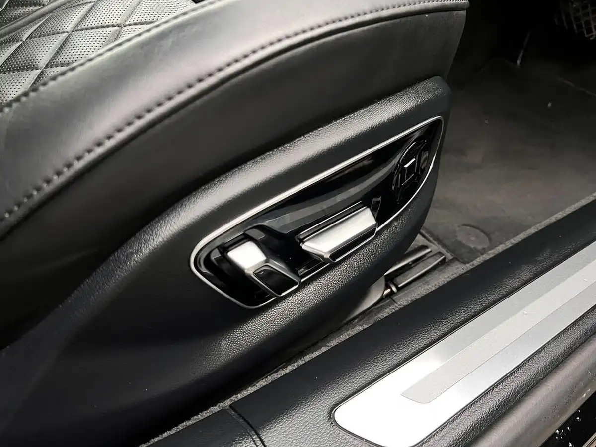 2021-audi-a8-30-55-tfsi-black-edition-big-34