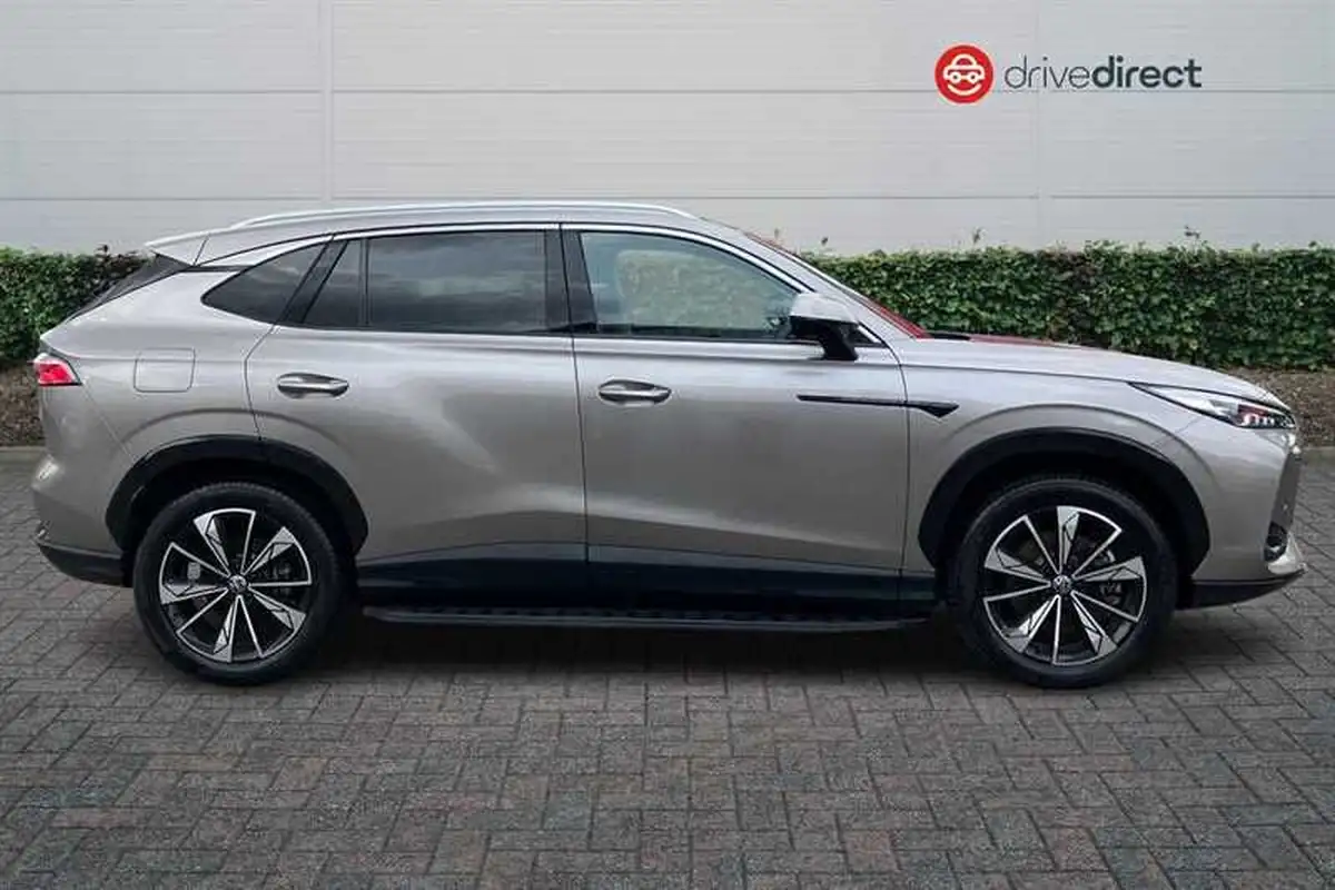2024-mg-hs-15t-gdi-trophy-273ps-plug-in-hybrid-1496cc-auto-big-1