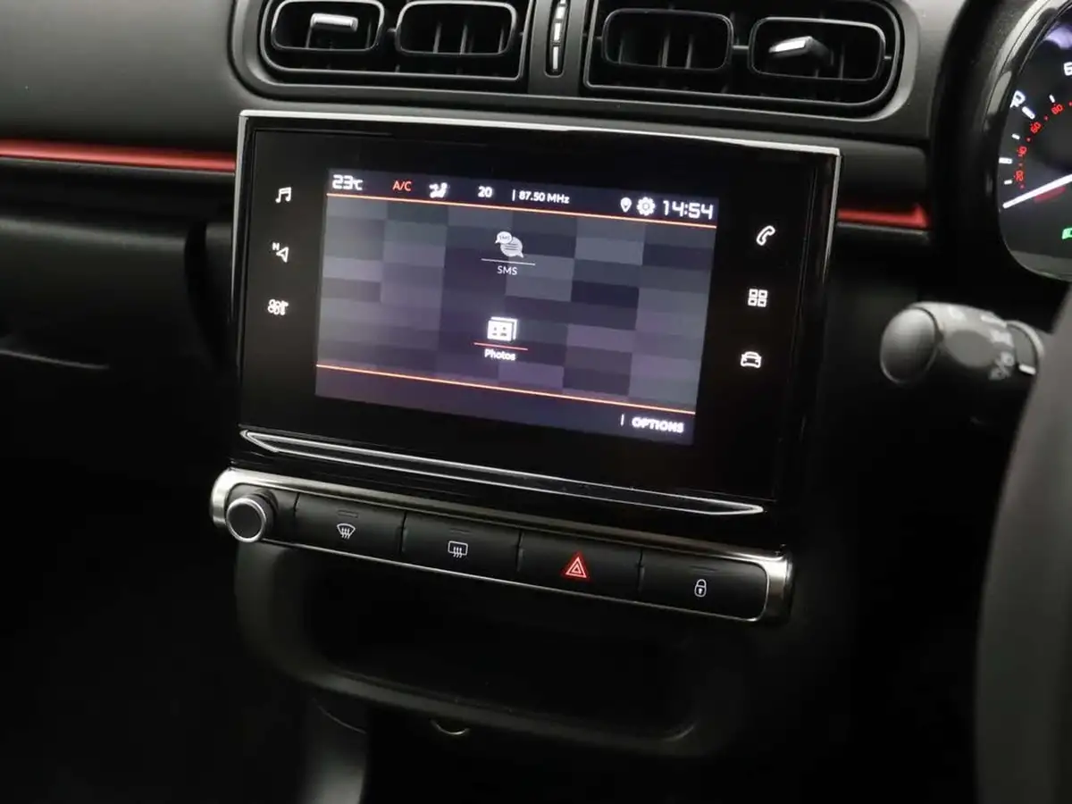2022-citroen-c3-12-puretech-c-series-big-34