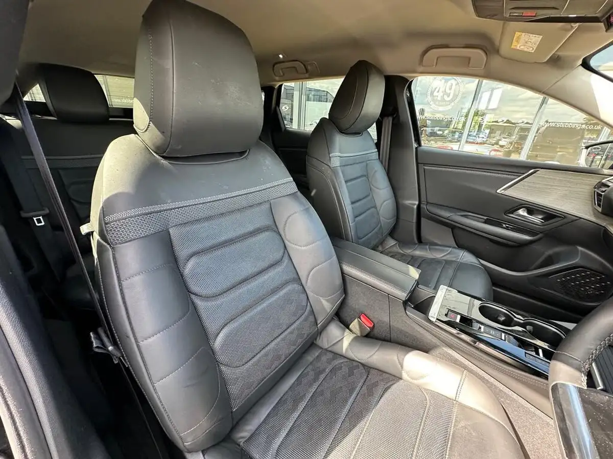 2022-citroen-c5-x-12-puretech-sense-plus-big-3