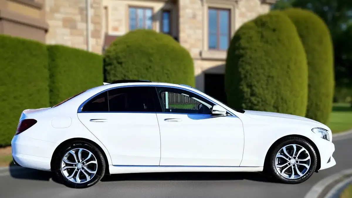 2017-mercedes-benz-c-class-16d-c200d-sport-premiumss-saloon-4d-7g-tronic-plus-big-36