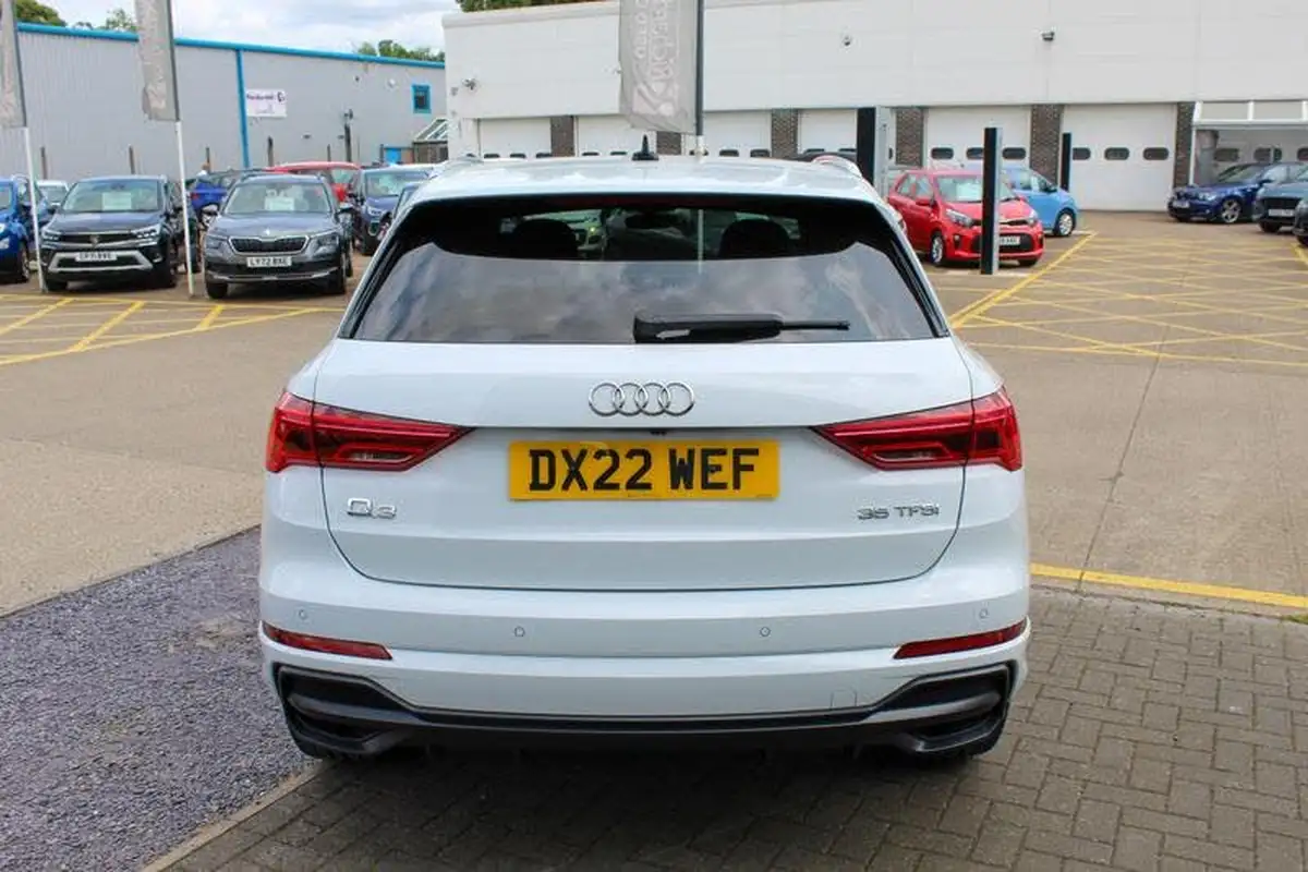 2022-audi-q3-15-35-tfsi-s-line-cod-station-wagon-tronic-big-5