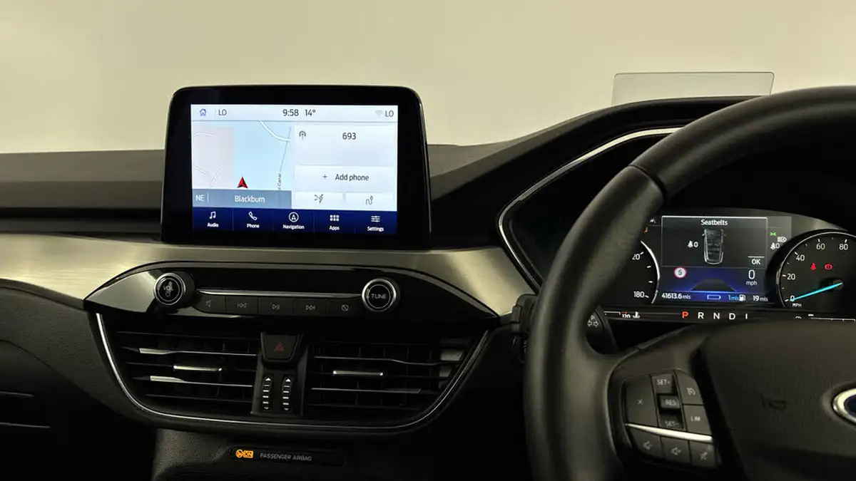 2020-ford-kuga-25t-titanium-big-11