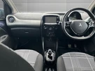 2017-peugeot-108-10-allure-hatchback-small-9