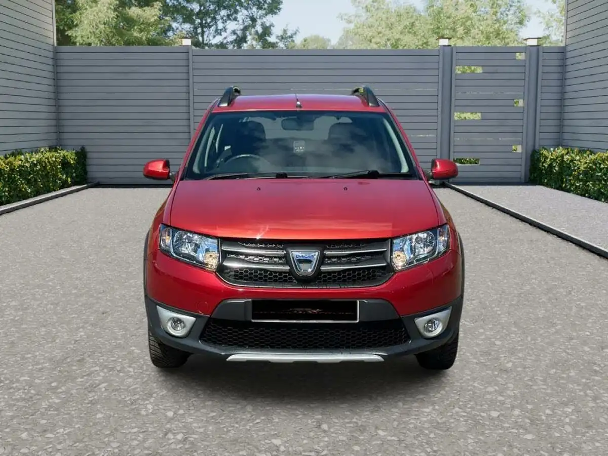 2014-dacia-sandero-stepway-15d-laureate-big-1