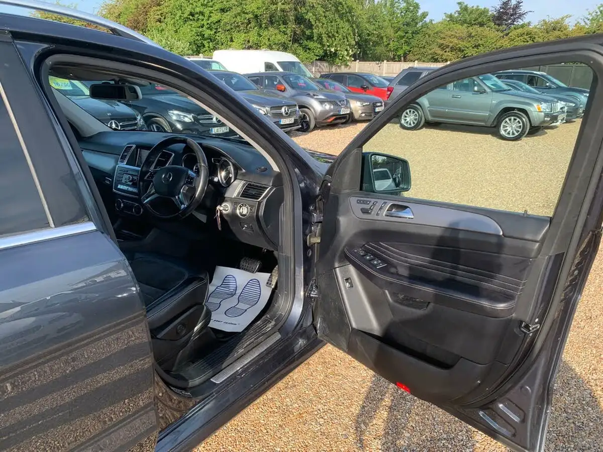 2012-mercedes-benz-m-class-30td-ml350-bluetec-sport-big-4
