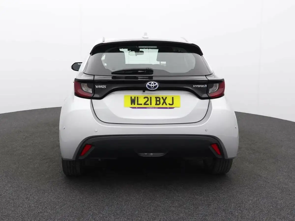 2021-toyota-yaris-15-vvt-i-icon-114bhp-hybrid-1490cc-e-cvt-big-3