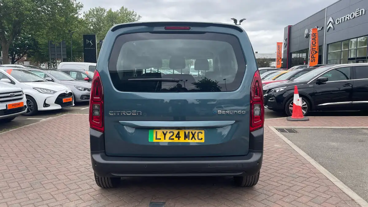 2024-citroen-berlingo-e-plus-m-size-big-8