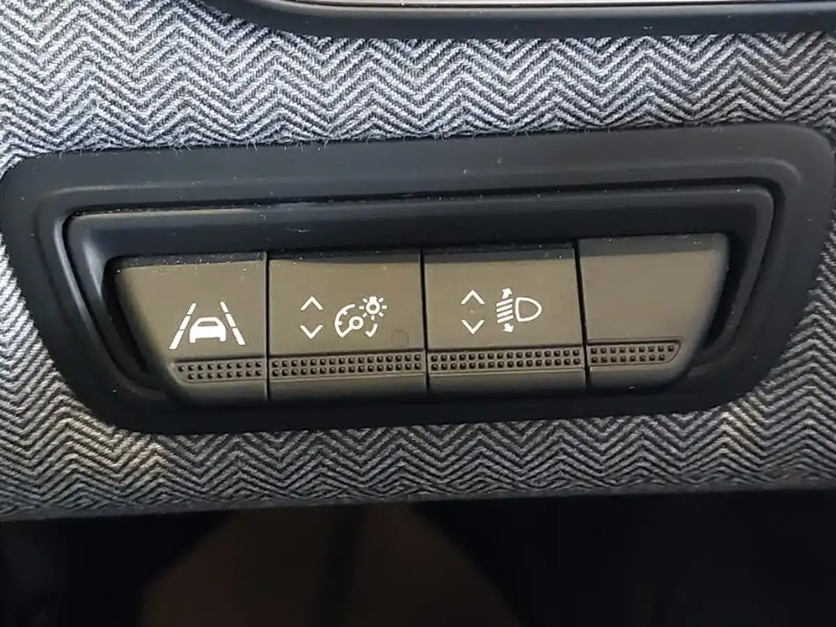 2024-renault-clio-16-techno-big-17