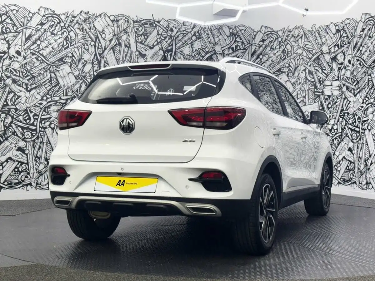 2022-mg-zs-suv-15-vti-tech-exclusive-big-8