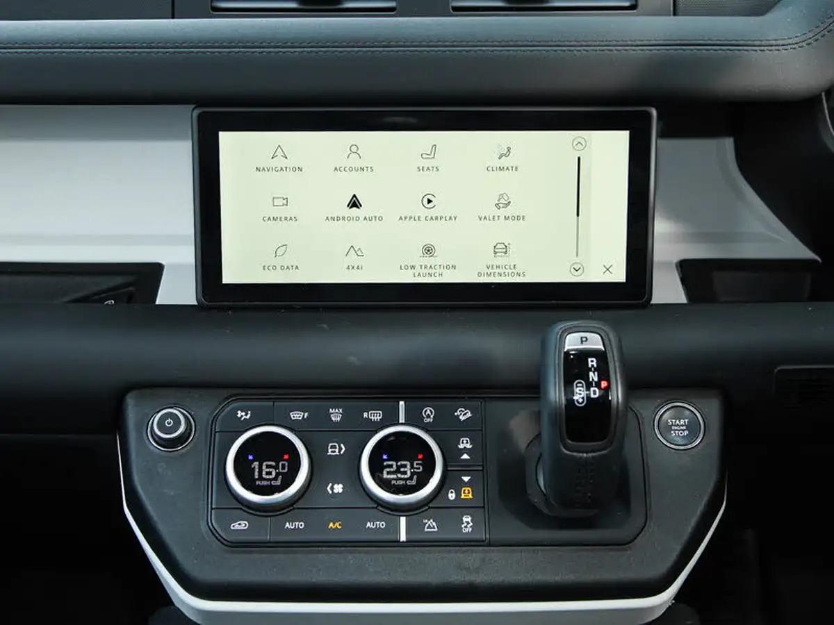 2024-land-rover-110-defender-30-d250-xs-edition-big-18