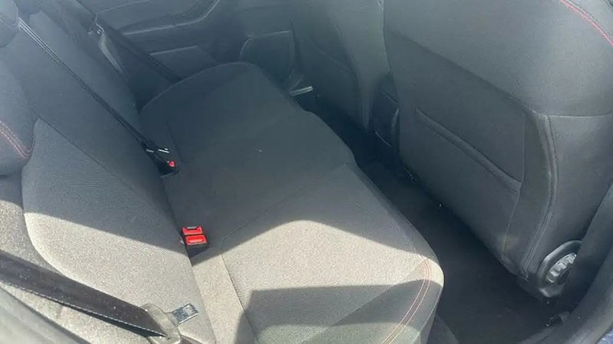 2022-ford-fiesta-10t-st-line-100ps-5d-big-31