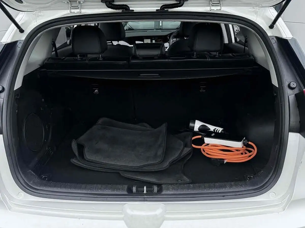 2021-kia-e-niro-ev-4-big-14